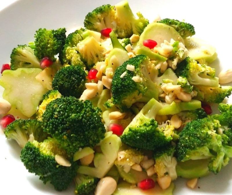 Brokkoli-Mandel-Salat